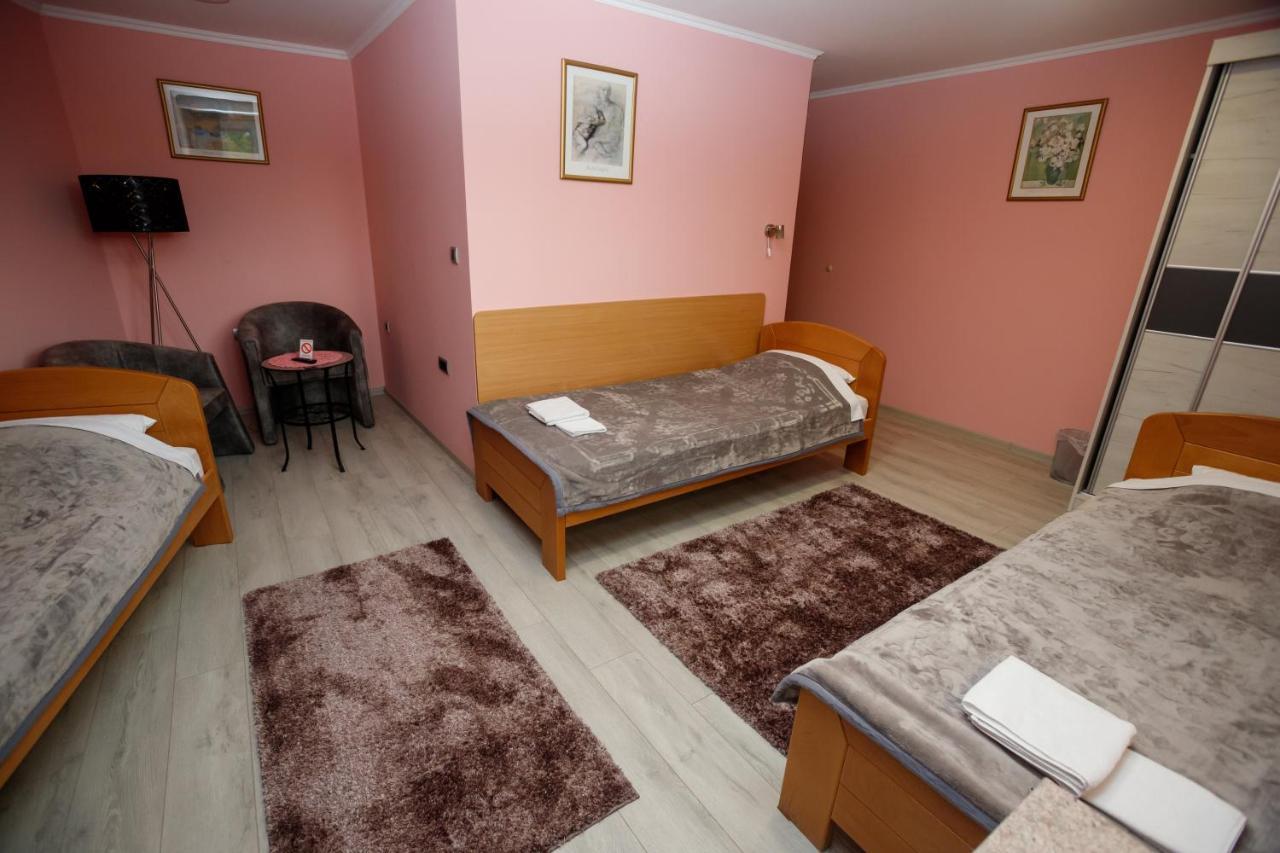 Guest House Mali Homtel Суботица Екстериор снимка